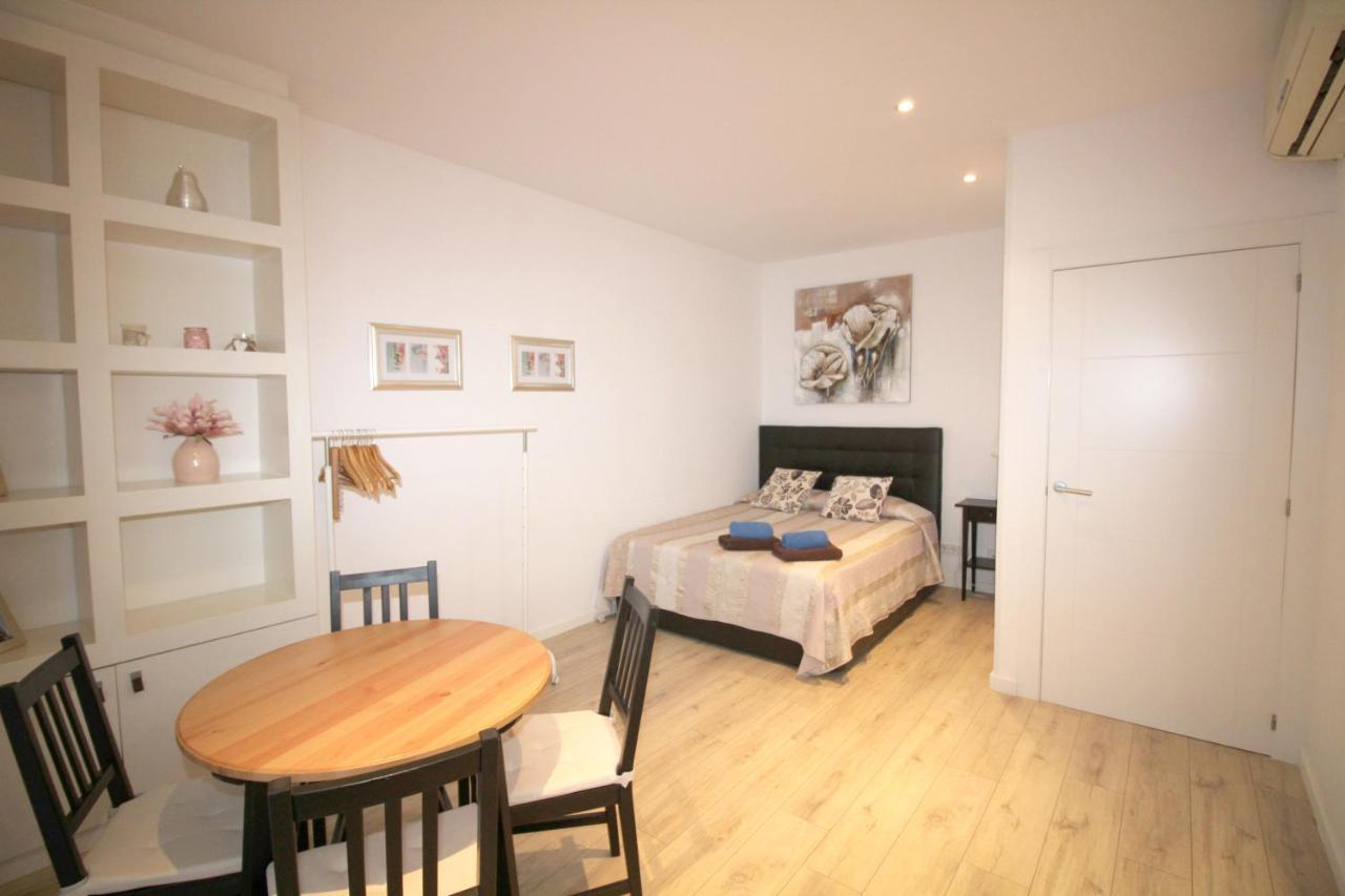 Habitaciones Luminosas Barcelona Exterior foto